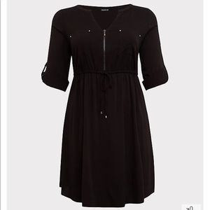 Torrid BLACK CHALLIS ZIP FRONT DRAWSTRING SHIRT DRESS Size 2
